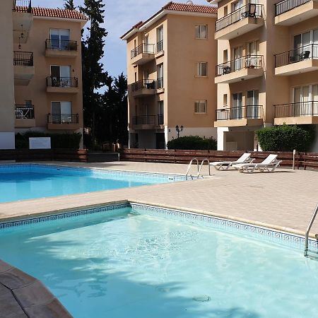 Ferienwohnung Psyche Harbor Paphos Exterior foto